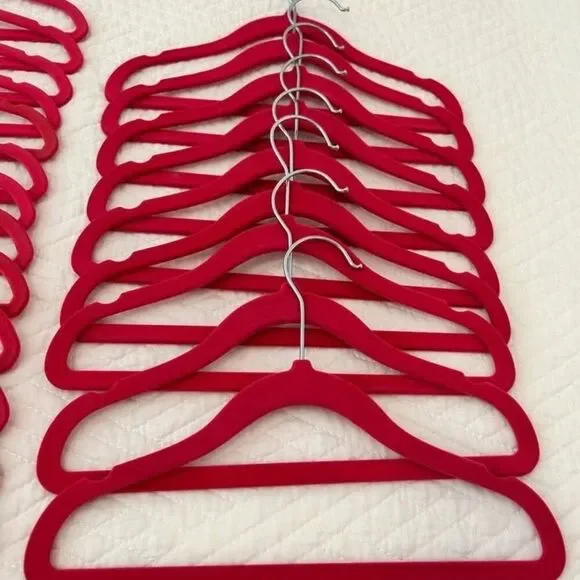 Kids Velvet Hangers – Hot Pink – 44-Piece Set - Picture 2 of 5